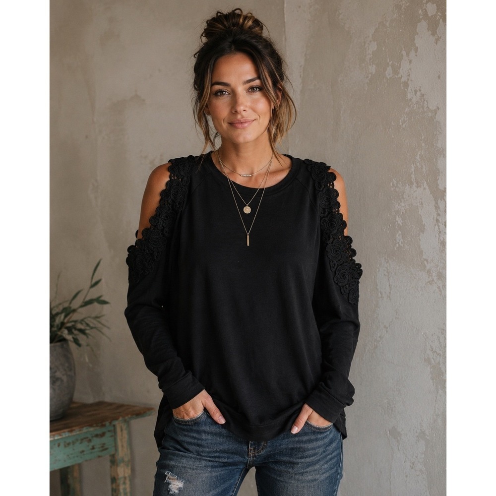 LOFT Black Lace Cold‎ Shoulder Top Womens S Y2K Coquette Romantic Goth